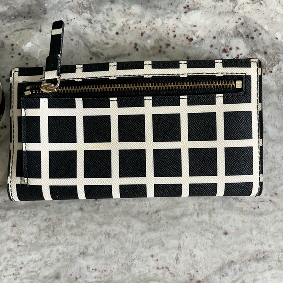 Kate Spade Black and White Checkered Crossbody Bag and wallet - Picture 2 of 9